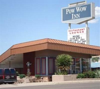 фото отеля Pow Wow Inn