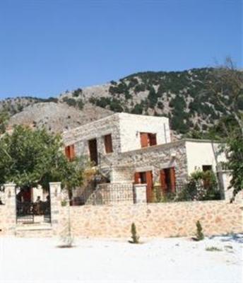 фото отеля Mary Beach Apartments Sfakia