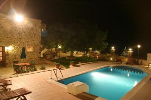фото отеля Mary Beach Apartments Sfakia