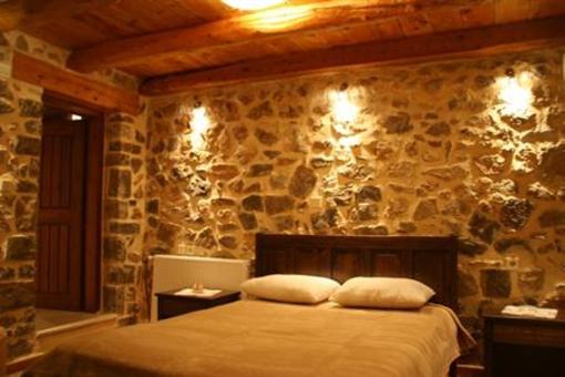 фото отеля Mary Beach Apartments Sfakia