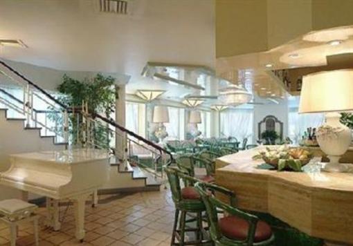 фото отеля Hotel Club Il Baricentro Casamassima
