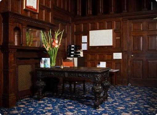 фото отеля Headley Park Hotel