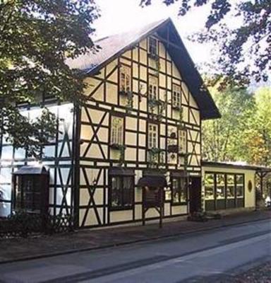 фото отеля Hotel Zum Paradies