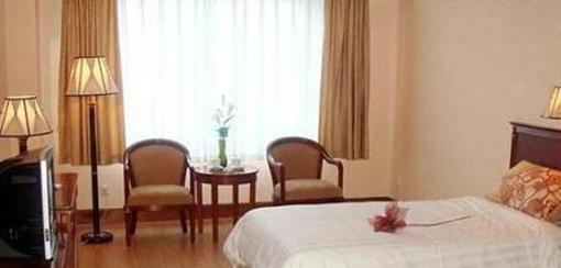 фото отеля Ruiting Hotel Qingdao Taidong