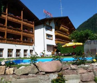 фото отеля Sporthotel Restaurant Knobelboden