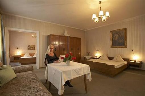 фото отеля Lindenhof