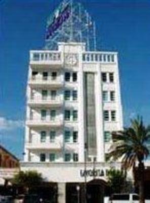 фото отеля Hotel Plaza del Arco Express