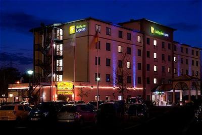 фото отеля Express by Holiday Inn Cologne Troisdorf