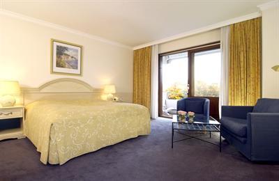 фото отеля Hotel Vier Jahreszeiten Sankt Peter-Ording