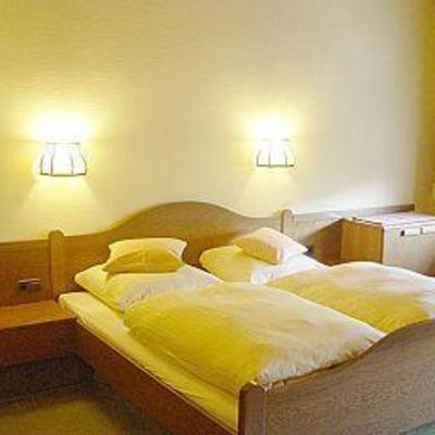 фото отеля Hotel Garni Kernen Esslingen am Neckar