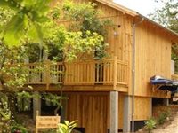 La Cabane au Bord du Lac