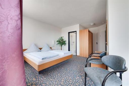 фото отеля Hotel Wintergarten