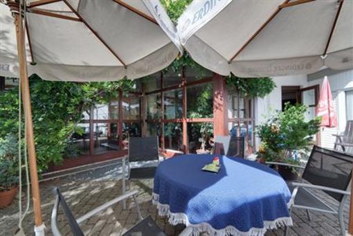 фото отеля Hotel Wintergarten