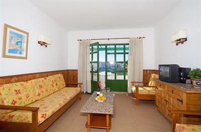 фото отеля Apartamentos Teneguia Lanzarote