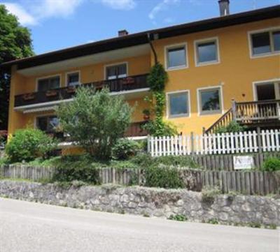 фото отеля Ferienwohnung Haus Mali Chieming
