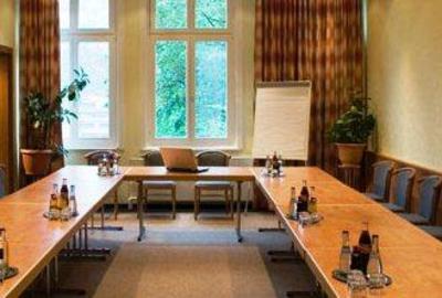 фото отеля Bergfrieden Hotel Bad Wildbad