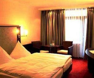 фото отеля Bergfrieden Hotel Bad Wildbad