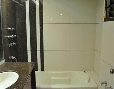 фото отеля Hotel Stay Inn Surat
