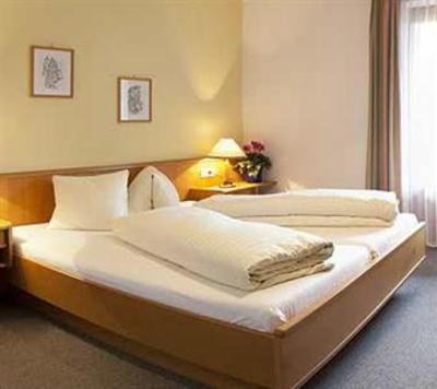 фото отеля Gaste-Appartementhaus - Urlaubsresort Hafele