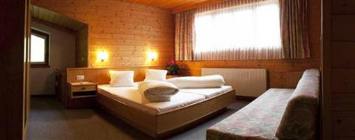 фото отеля Gaste-Appartementhaus - Urlaubsresort Hafele