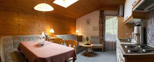 фото отеля Gaste-Appartementhaus - Urlaubsresort Hafele