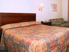 фото отеля Econo Lodge Eagle Nest