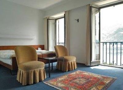 фото отеля Hotel Garni Rivabella au Lac Brissago