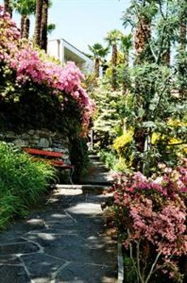 фото отеля Hotel Garni Rivabella au Lac Brissago