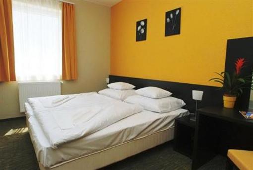 фото отеля WHB Hotel