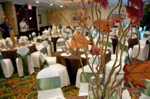 фото отеля Hilton Garden Inn Niagara-on-the-Lake