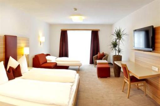 фото отеля Hotel Sonnschupfer Schladming