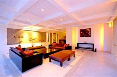 фото отеля Iyara Beach Hotel & Plaza