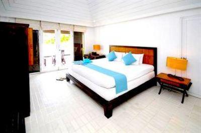 фото отеля Iyara Beach Hotel & Plaza