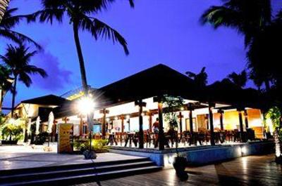 фото отеля Iyara Beach Hotel & Plaza