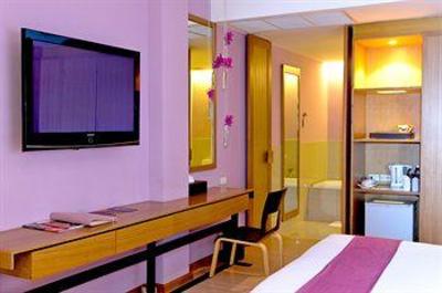 фото отеля Iyara Beach Hotel & Plaza
