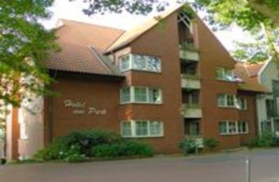 фото отеля Hotel Am Park Dinslaken