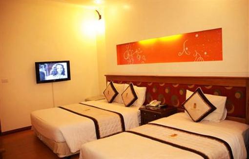 фото отеля New Century Hotel Le Dai Hanh