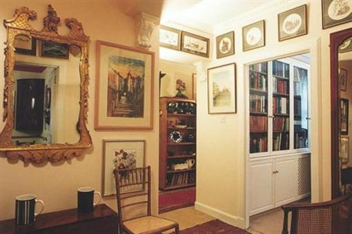 фото отеля Stuart House B&B Edinburgh