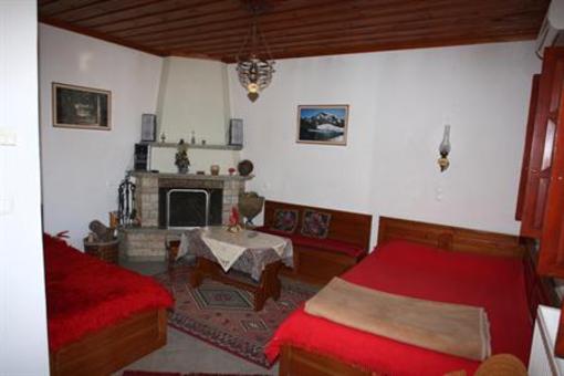 фото отеля Astraka Guesthouse II