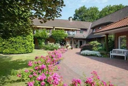 фото отеля Hotel Garni Kristinenhof Bad Zwischenahn