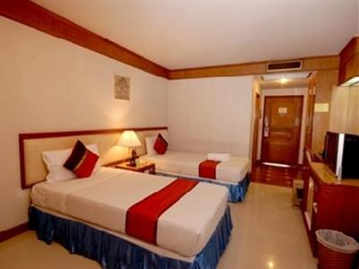 фото отеля Silom Avenue Inn Bangkok