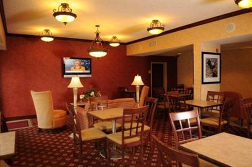 фото отеля Quality Inn Albany