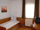 фото отеля Hotel-Restaurant Zum Goldenen Hahnen
