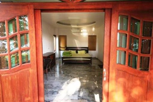 фото отеля White Flower Guest House