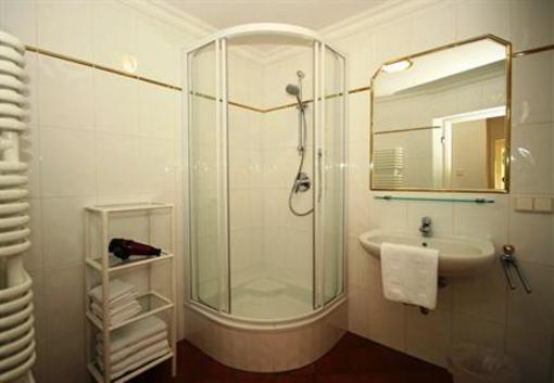 фото отеля Appartements Stocker - Zur Schmiede