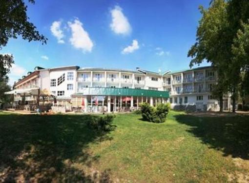 фото отеля Hotel Riviera Karlovy Vary