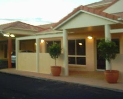 фото отеля Country Roads Motor Inn Goondiwindi
