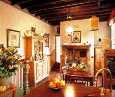 фото отеля Corinda's Cottages