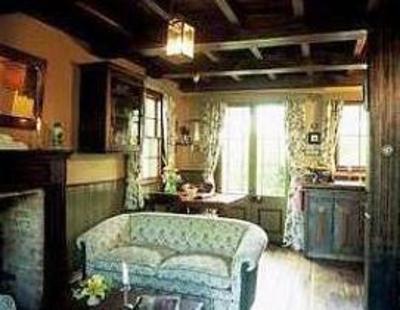 фото отеля Corinda's Cottages