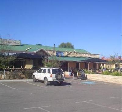 фото отеля Dongara Hotel Motel